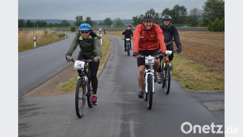 Hartgesottene lassen sich auch nicht vom Regenwetter vom Radeln abhalten. Bild: fz