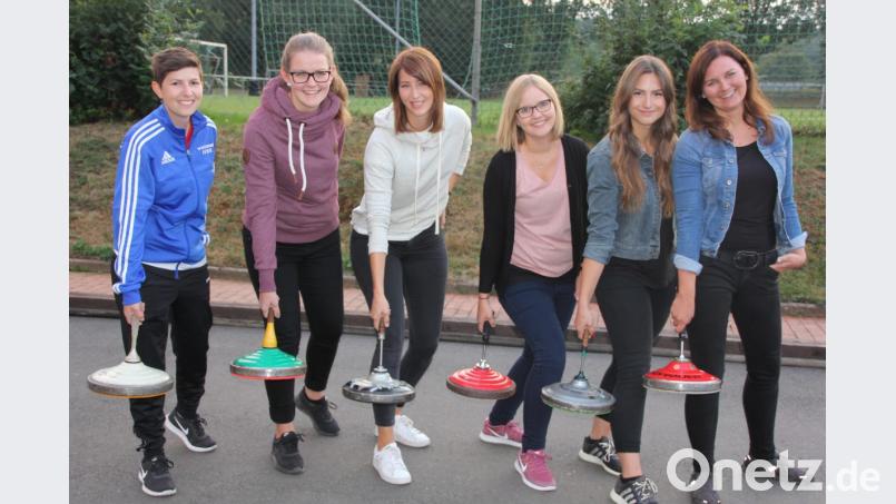 Sie trainieren mit sehr viel Ehrgeiz und hoher Motivation: (von links) Susanne Seidel, Stefanie Ernstberger, Julia Mayer, Lena Schnurrer, Jessica Hötzel und Judith Müller. Bild: kro