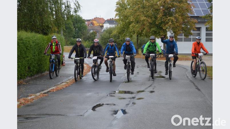 Hartgesottene lassen sich auch nicht vom Regenwetter vom Radeln abhalten. Bild: fz