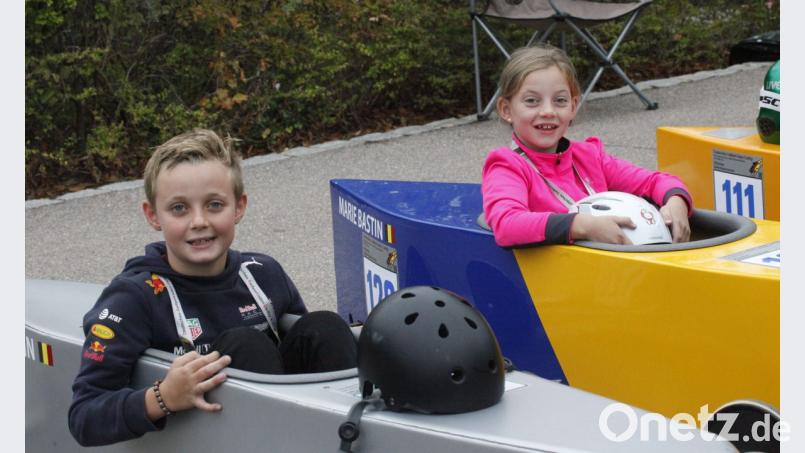 Die Zwillinge Marie und Laurenz Bastin aus Belgien starteten in der Junior-Klasse. Bild: Hirsch