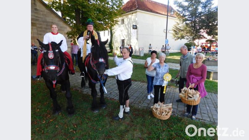 Pfarrer Sven Grillmeier (Zweiter von links) hat den Ägidiusritt 2011 ins Leben gerufen. Bild: hai