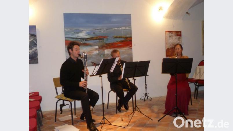 Das &quot;Klarinettentrio Schmuck&quot; spielte bei den Wurzer Sommerkonzerten klassische und moderne Musikwerke. Bild: tie