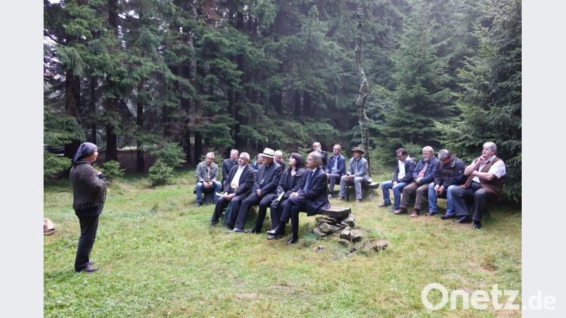 Authentisch nach den Schilderungen von Maria Wachter erzählte Maria Hammerer vom Leben in Bügellohe. Bild: mmj