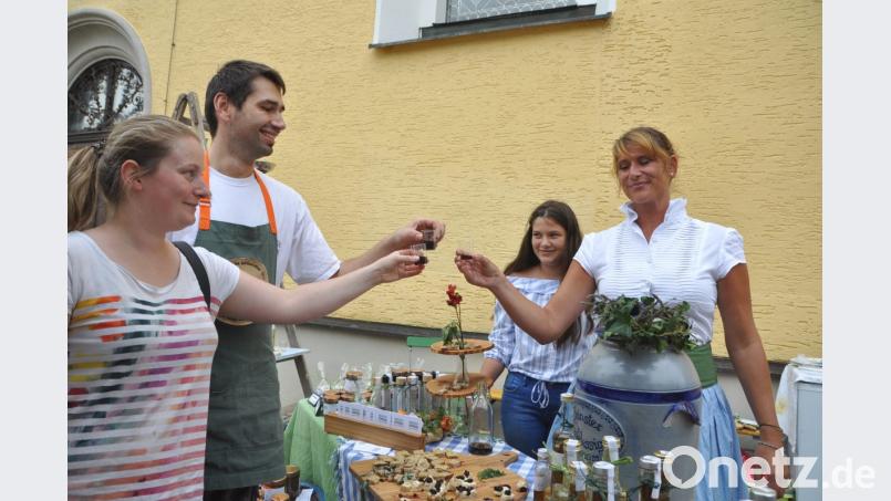 Beim Regionalmarkt in Tännesberg bleiben keine Wünsche offen. Bild: es