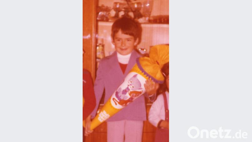 Roland Grillmeier mit seiner Schultüte. Bild: exb