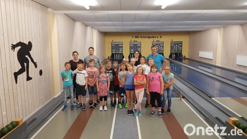 Den Kinder machte das Kegeln Spaß. Vielleicht entscheiden sich einige für diesen Sport. Bild: exb