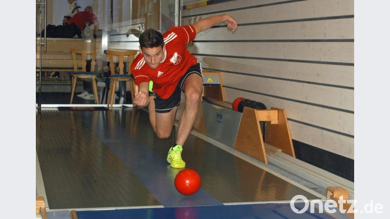 Manuel Kessler präsentierte sich in einer sehr guten Frühform und holte gegen Axel Schrödter einen souveränen Sieg. Bild: otr