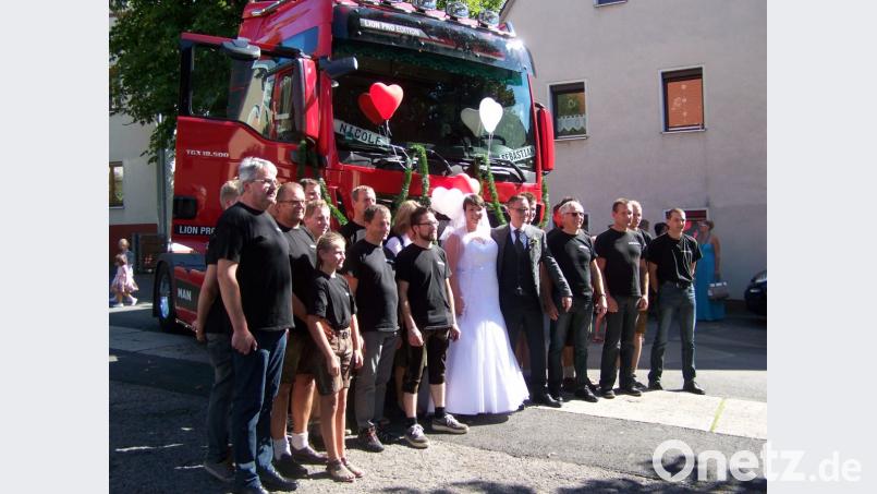 MAN-Service mit dem Brautpaar Bild: rrd