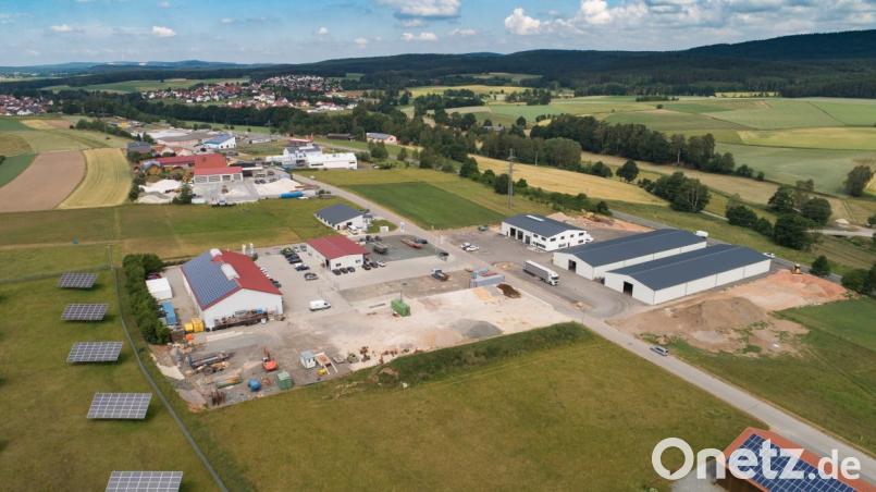 Das Gewerbegebiet Am Scherhübel ist an diesem Samstag Schauplatz der ersten Schnaittenbacher Gewerbeschau. Bild: Christian Leißl