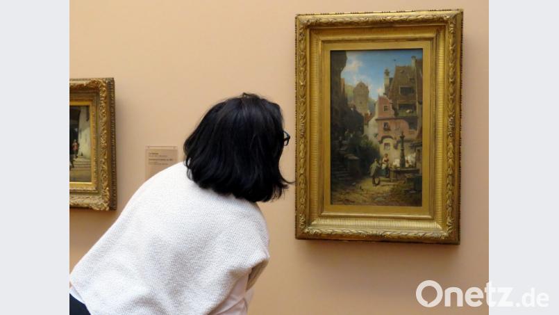 Das Interesse an den Gemälden war seh rgroß. Und wenn auch ein Sicherheitsstreifen mit integrierter Alarmanlage die werkvollen Gemälde sicherte, musste manches Werk trotzdem so nah als möglich betrachtet werden. Bild: ubb