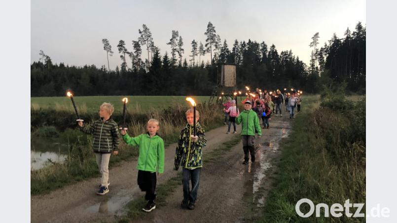Die Nachtwanderung machte den furchtlosen Kindern eine Menge Spaß. Bild: exb