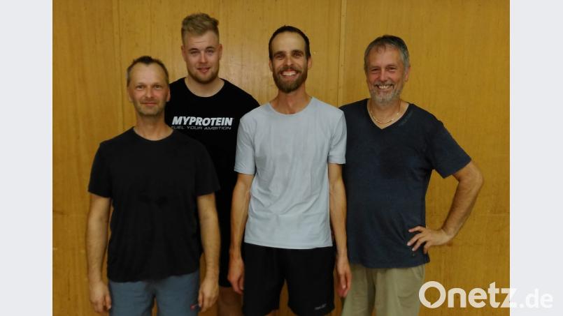 Christian Daniel (Zweiter von rechts) gewann das Mittsommernachtsturnier. Bild: wdb
