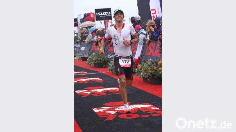 Lothar Richthammer bei der Ironman 70.3 WM kurz vor dem Ziel Bild: exb