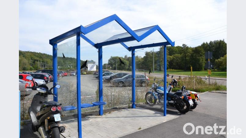 Die Schulbushaltestelle "Lohbachwinkel" bereitet einem Anwohner Kopfzerbrechen. Bild: pjaf