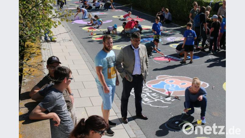 Die Emojis sollen einen sicheren Start ins Schuljahr garantieren. Bild: sne