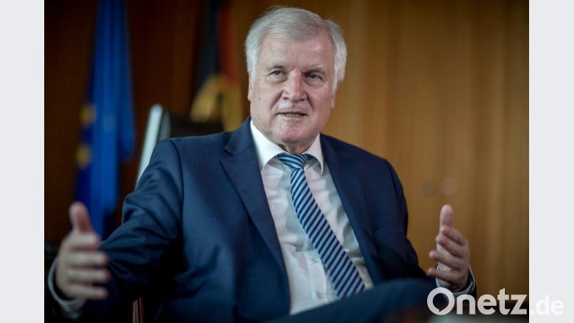 Sieht keine Koalitionskrise: CSU-Chef und Innenminister Horst Seehofer. Bild: Michael Kappeler
