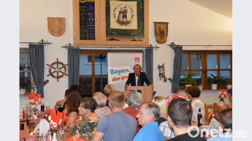 100 Jahre Freistaat Bayern: Franz Schindler, Bezirksvorsitzender der Oberpfälzer SPD, spricht über die Geschichte des Freistaats, die Rolle der SPD und worauf es für ihn in der heutigen Zeit ankommt. Bild: fuw