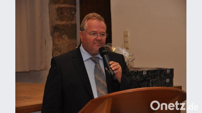 Purbachs Bürgermeister Richard Hermann bei seiner Ansprache. Bild: ak