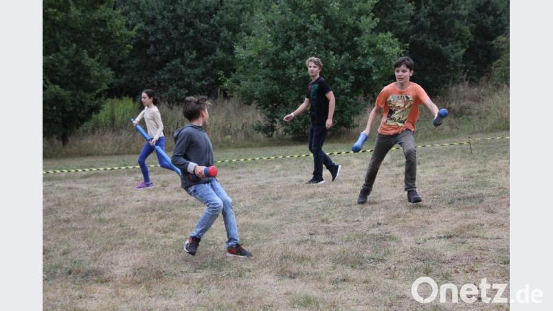 Spannung und eine Menge Spaß bietet das Spiel Jugger, bei dem die Kids und Jugendlichen ihr Bestes geben. Bild: ads