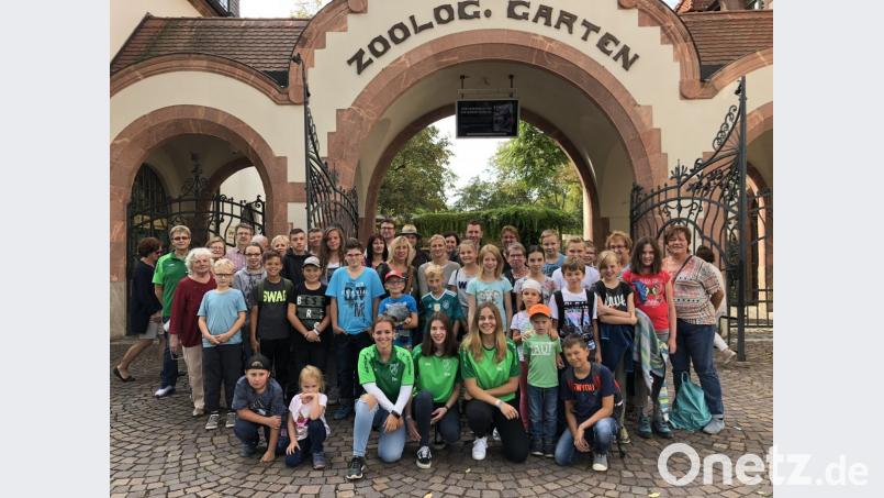 Die Teilnehmer der Fahrt in den Leipziger Zoo. Bild: Tanja Schumann