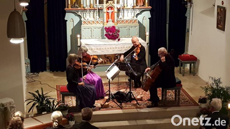 Das Amberger Streichquartett „Ensemble Con Brio“ gibt unter dem Motto „Musik aus der Region – Musik von der Region“ in der Waidhauser Autobahnkirche ein beachtenswertes Konzert mit Werken Oberpfälzer Komponisten. Bild: exb