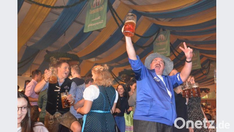 Hoch die Krüge! Bild: Kunz