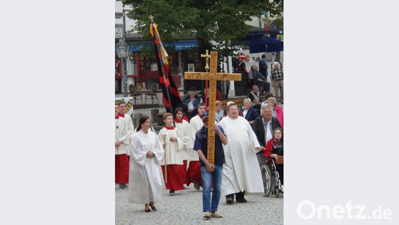 Prozession zur Basilika St. Anna Bild: wrt
