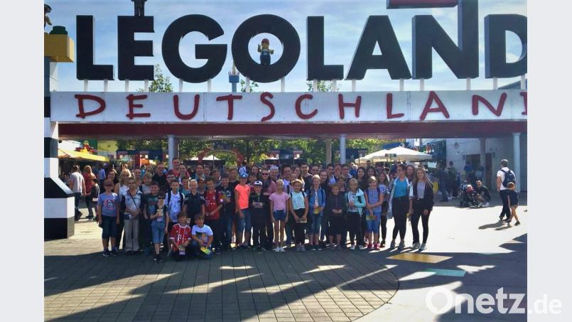 Miniwelt mit Maxi-Begeisterung: Das trifft auf Groß und Klein im Legoland in Günzburg zu. Die Pfarrjugend hat die Fahrt dorthin organisiert. Bild: mng