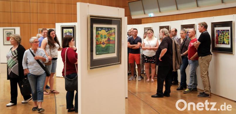 16.000 Menschen aus ganz Deutschland und darüber hinaus haben die Ausstellung des beliebten österreichischen Künstlers Hundertwasser im ACC gesehen. Nach neun Wochen zogen die Verantwortlichen ein positives Fazit. Bild: Wolfgang Steinbacher