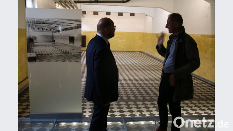 Ein Ort, den kein Häftling wieder vergaß. Der Vater Wiktor Juschtschenkos war hier inhaftiert. Bei seinem Besuch schritt der ehemalige ukrainische Präsident einsam die Wand mit dem Finger an den Kacheln ab. Bild: jrh