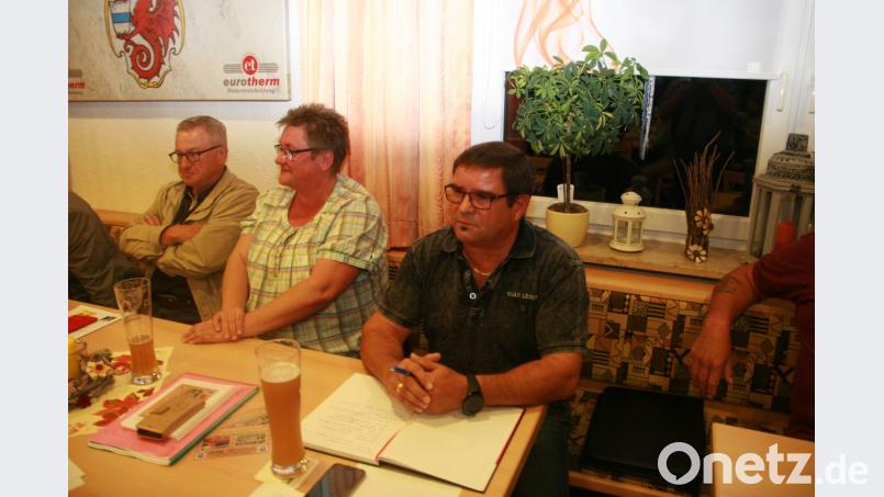 Mit gefassten Worten berichtete Michael Klarner (rechts) von einem heftigen Disput am Nordgautag. Verdaut habe er den Streit bis heute nicht, ließ der Wiesauer wissen. Bild: wro