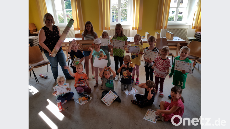 Kinder ab drei Jahren durften Musik und Gesang im evangelischen Gemeindehaus ausprobieren, damit erhoffen sich die Organisatorinnen Nachwuchs für Kinder- und Posaunenchor. Bild: sei