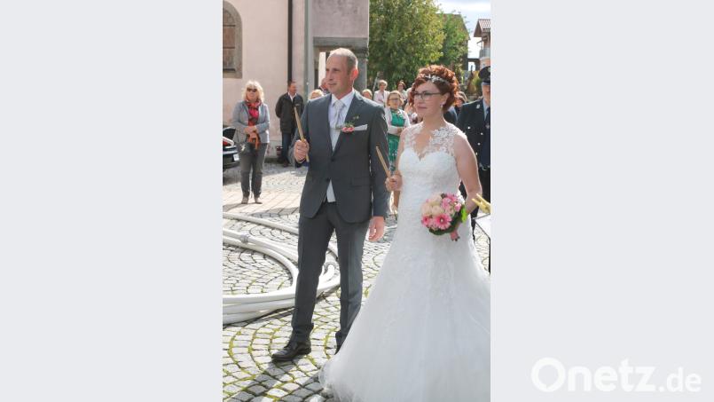 Gemeinsam geben Anton und Michaela Plödt den Takt zu den Klängen der Blaskapelle Waldkirch an. Bild: pi