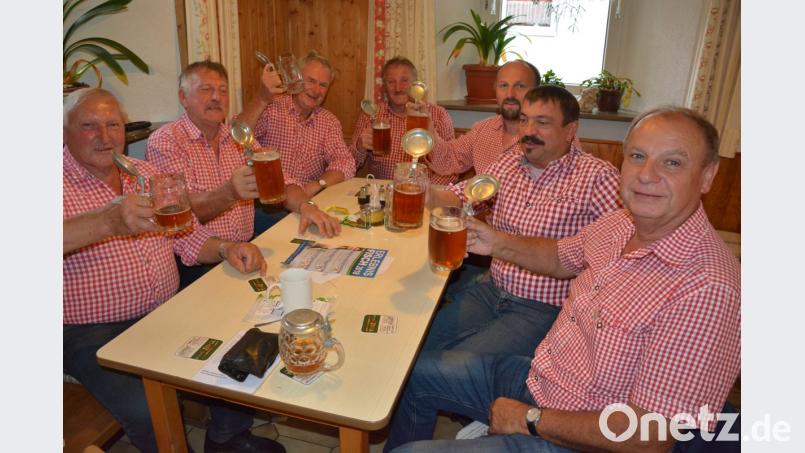 Gut gefallen hat es beim 10. Mitterteicher Kommunbrautag der Stammtisch-Gemeinschaft "Wurzer Hogerer". Bild: jr