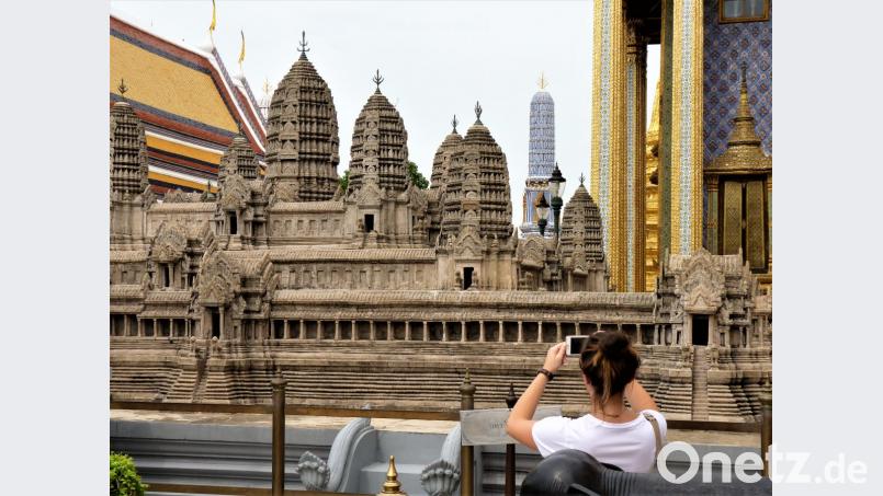 Wer das erste Mal nach Bangkok kommt, sollte sich auch den Grand Palace anschauen. Hier findet sich auch ein naturgetreues Modell von Angkor Wat. Bild: bz