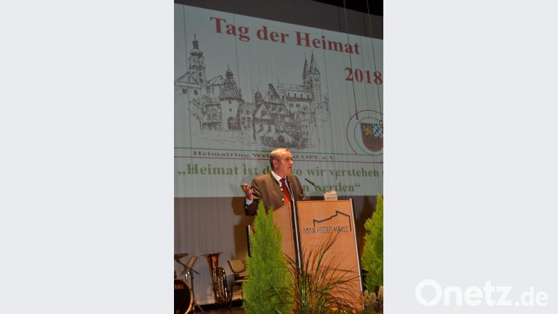 Schirmherr OB Kurt Seggewiß. Bild: hcz