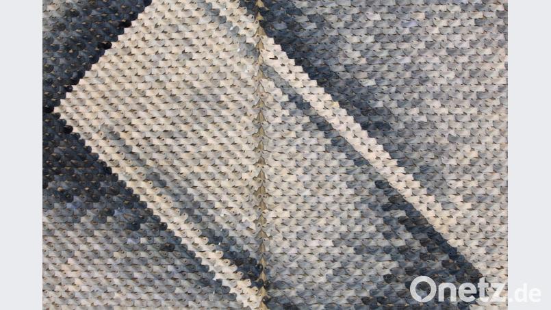 "Hell über Dunkel" - Kontrastspiele von Sabine Weber Bild: Dagmar Williamson