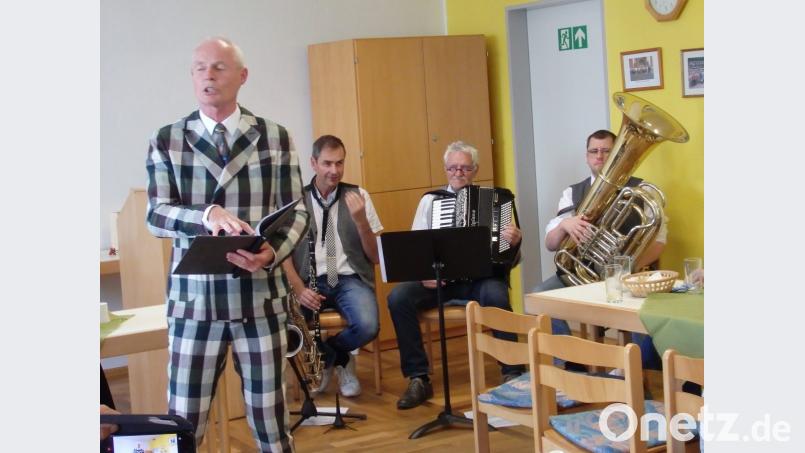 Neugirg und Houbous bei den Senioren Bild: wrt