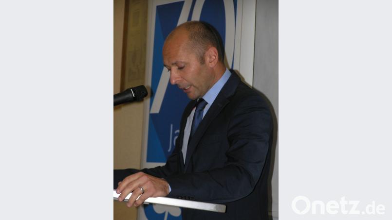 Auf 70 Jahre CSU Neusorg blickte beim Festakt in der Rektor-Haindl-Aula vor zahlreichen Gästen Vorsitzender Gerald Braun zurück. Bild: öt