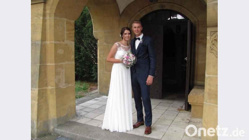 Lisa und Ralph Bergler heiraten in der evangelischen Kirche in Mantel. Bild: sei