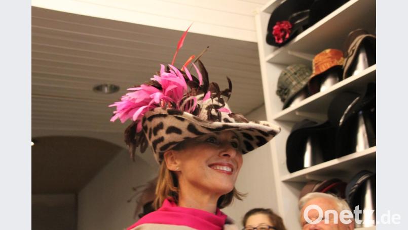 Mit diesem extravaganten Safaritraum kommt man nicht nur warm durch den Winter, sondern wird auch bewundernde Blicke auf sich ziehen. Bild: ads