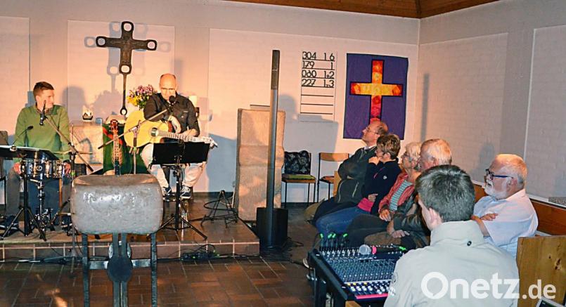 Kirchenkonzert von Jörg Streng (rechts). Bild: ü