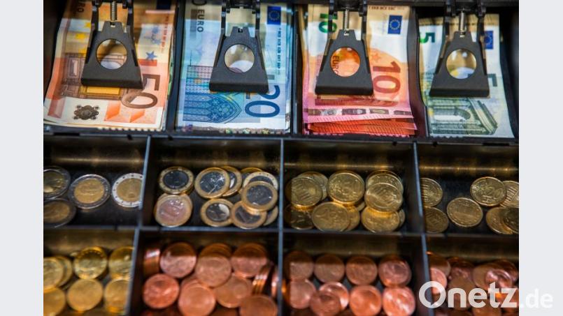 Das Bürgerfest war heuer eine lohnende Angelegenheit. Die beteiligten Vereine erhalten je 200 Euro aus der Kartellkasse. Bild: dpa