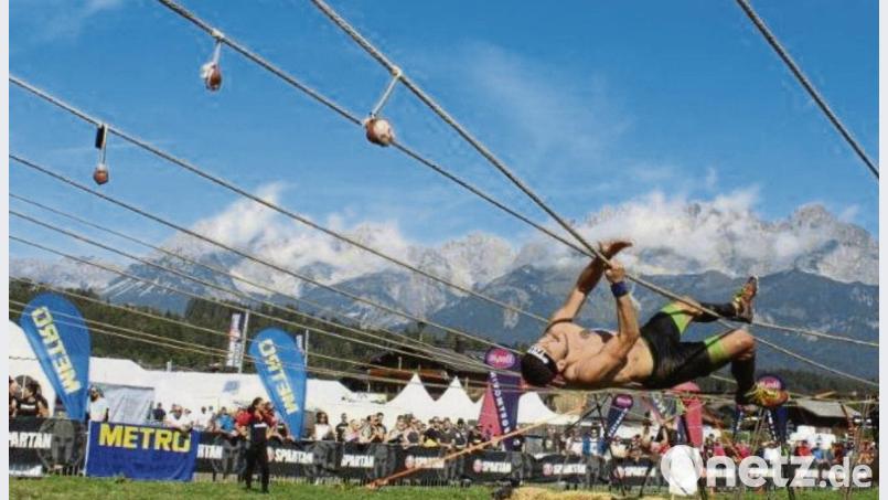 Simon Weig musste in Oberndorf/Tirol 30 Hindernisse überwinden. Bild: exb