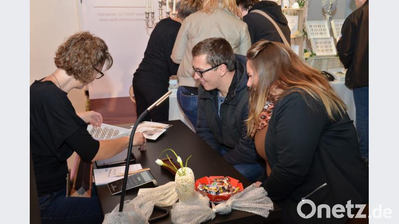 Bei der Hochzeitsmesse im Schloss Friedrichsburg ist alles rund ums Thema &quot;Heiraten&quot; zu erfahren. Bild: dob