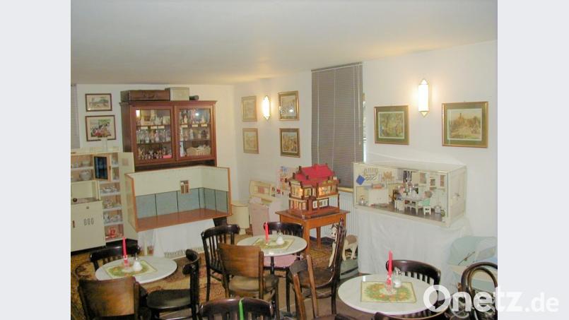 Das Puppenmuseum ist ein kunterbunter Streifzug durch die Kinderzimmer längst vergangener Tage. Bild: tu