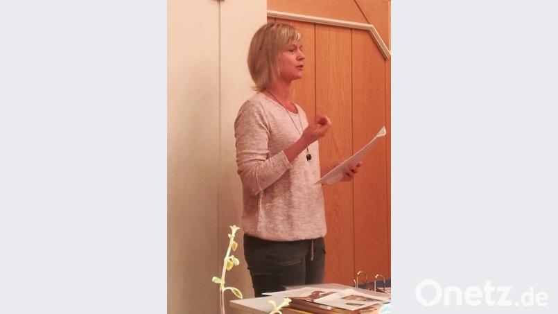 Dagmar Selch beim Vortragsabend, den Frauenbund-Zweigverein und Vita-Frauen organisiert hatten. Bild: exb