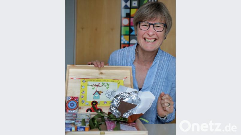 Isabel Wernekke mit ihrem Notfallkoffer. Bild: Wolfgang Steinbacher