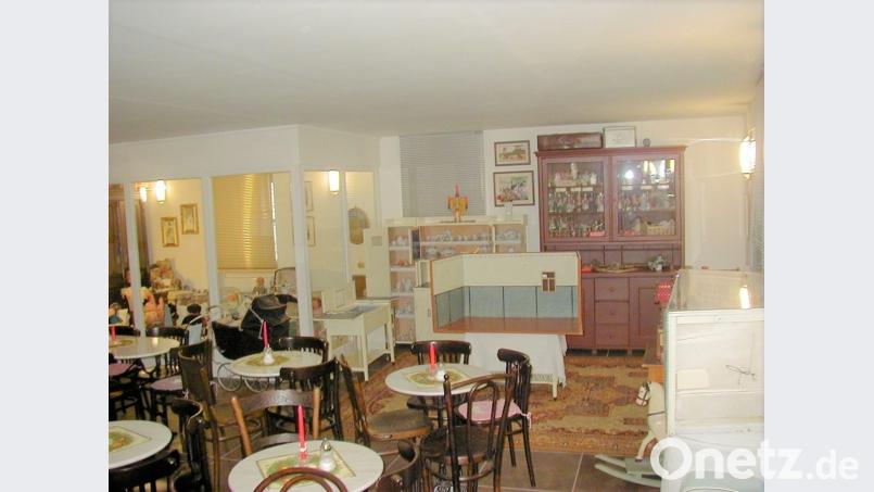 Dem Besucher offeriert sich eine reichhalige Sammlung von altem Spielzeug auf der großflächigen Galerie, eine Welt der kleinen Dinge. Bild: tu