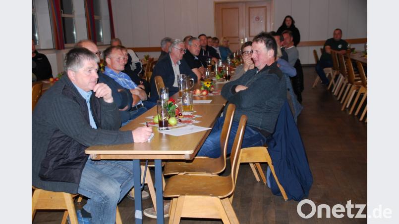 Der Teilnehmerkreis an der Bürgerbeteiligung im Rahmen der Städtebauförderung blieb überschaubar Bild: enz